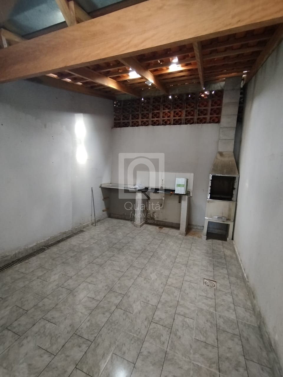 Sobrado à venda com 2 quartos, 75m² - Foto 5