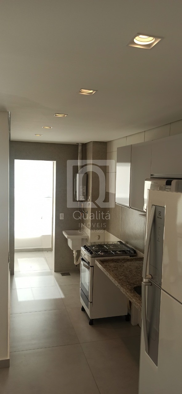 Apartamento à venda com 2 quartos, 61m² - Foto 4
