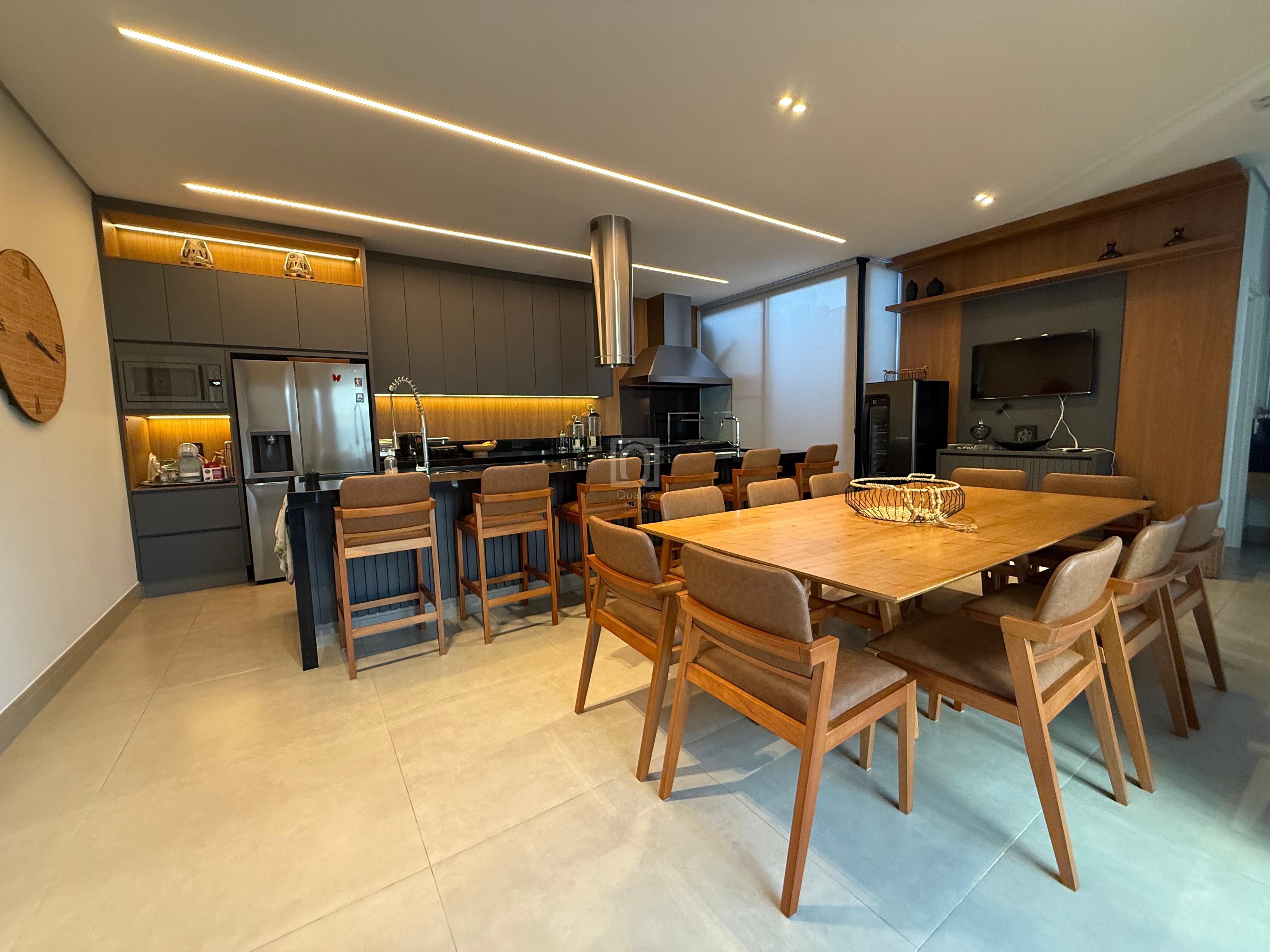 Casa de Condomínio à venda com 5 quartos, 300m² - Foto 5