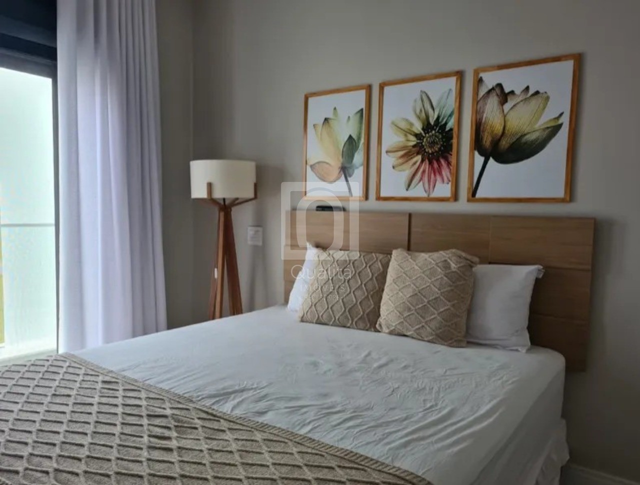 Casa de Condomínio à venda com 3 quartos, 360m² - Foto 6
