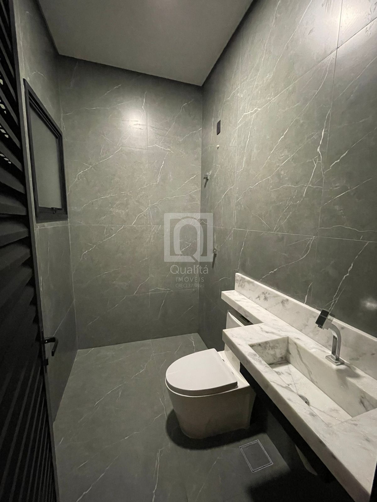 Casa de Condomínio à venda com 3 quartos, 450m² - Foto 21
