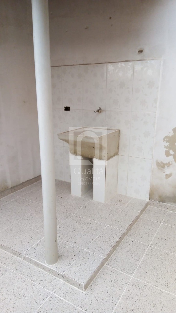 Casa à venda com 2 quartos, 125m² - Foto 10