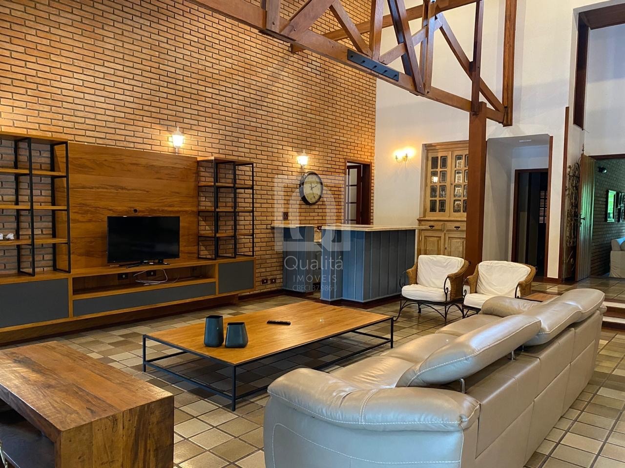 Casa de Condomínio à venda e aluguel com 4 quartos, 500m² - Foto 1