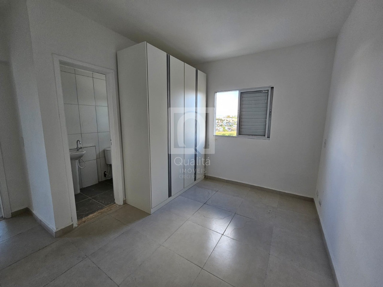 Apartamento à venda com 2 quartos, 63m² - Foto 7