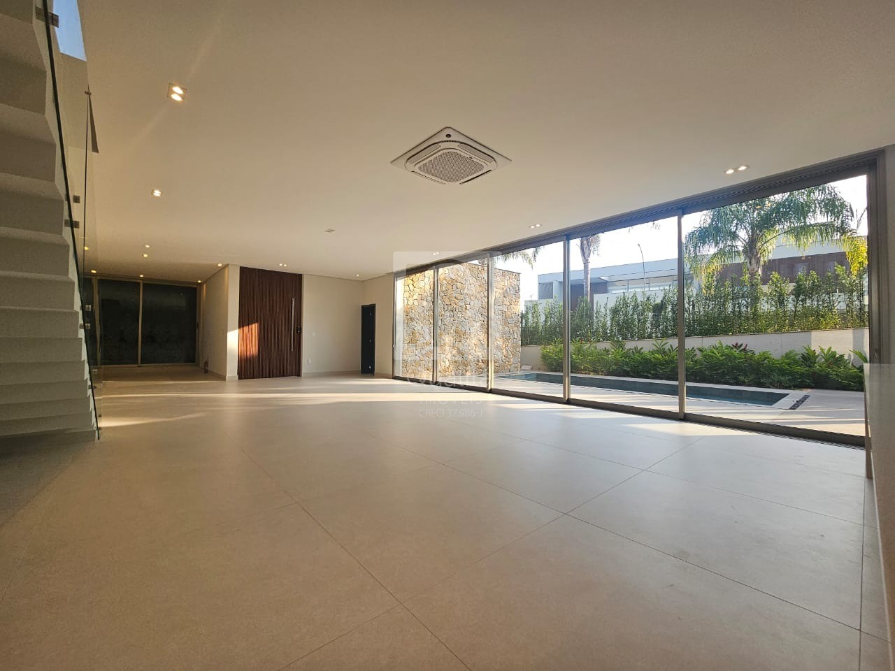 Casa de Condomínio à venda com 4 quartos, 495m² - Foto 4