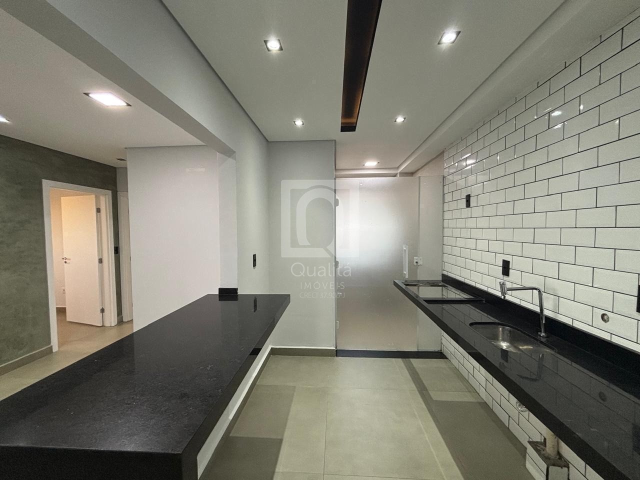 Apartamento à venda com 2 quartos, 71m² - Foto 5