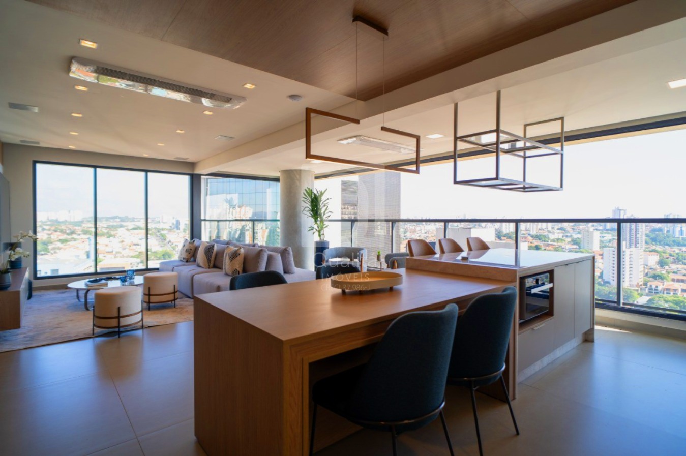Apartamento à venda com 3 quartos, 151m² - Foto 1