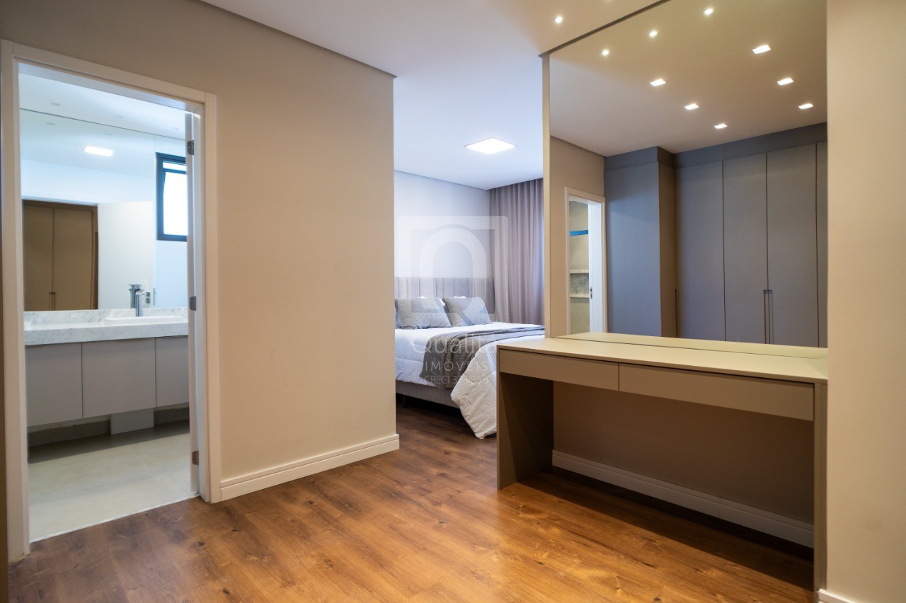 Apartamento à venda com 3 quartos, 151m² - Foto 4