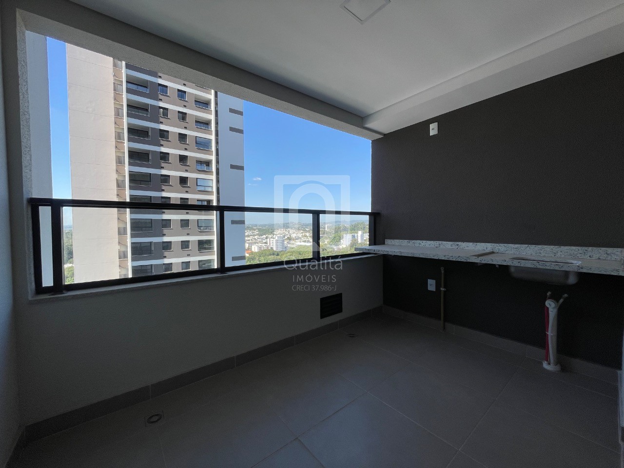 Apartamento à venda com 3 quartos, 95m² - Foto 11