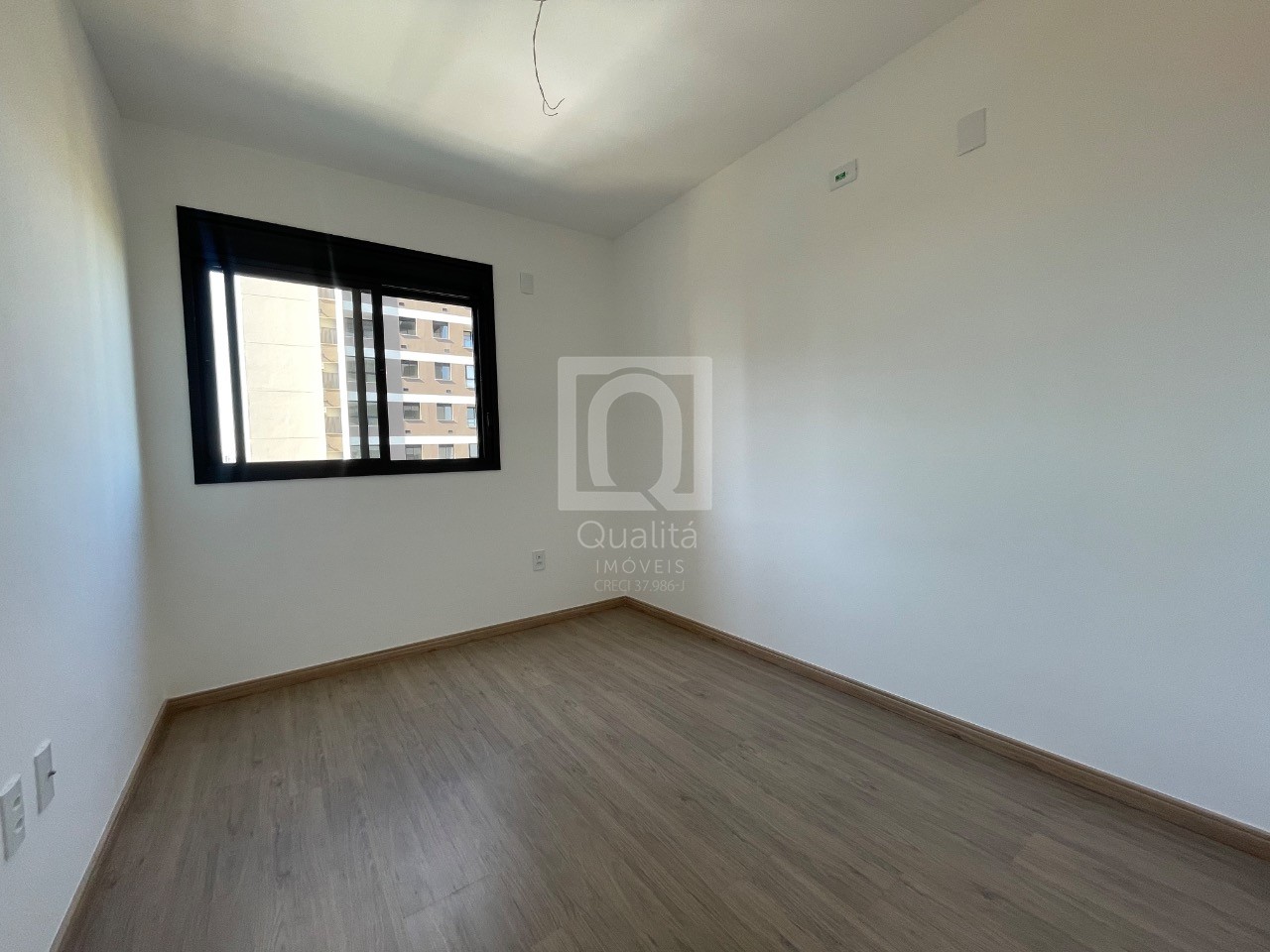 Apartamento à venda com 3 quartos, 95m² - Foto 6
