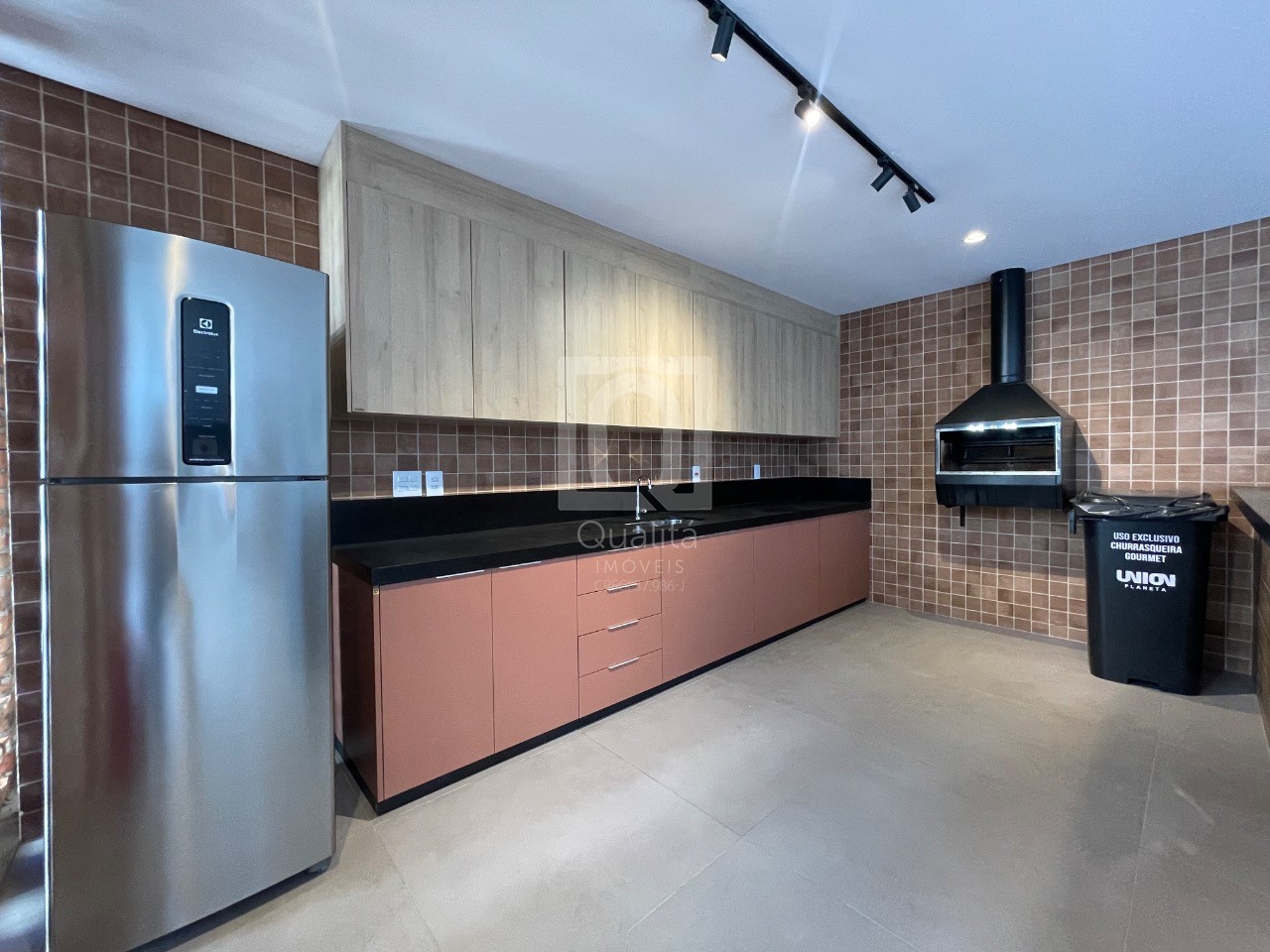 Apartamento à venda com 3 quartos, 95m² - Foto 27