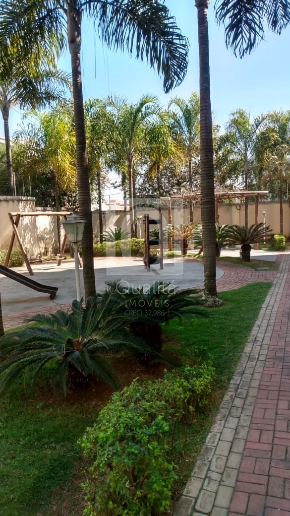 Apartamento à venda com 2 quartos, 64m² - Foto 11