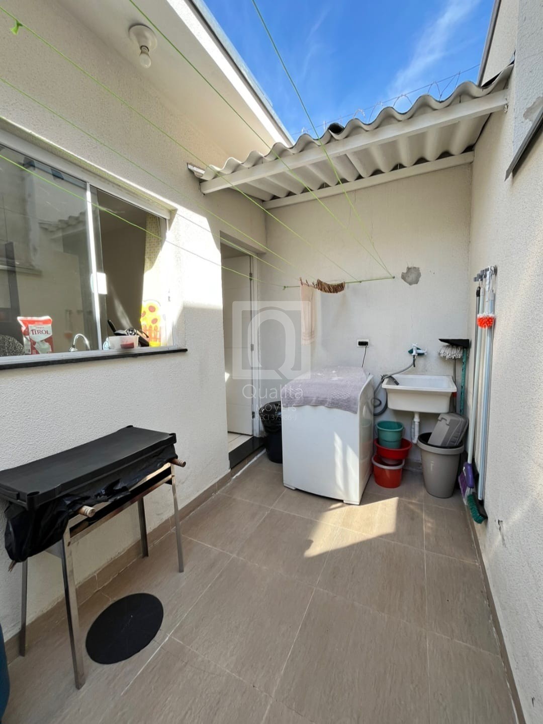 Casa à venda com 2 quartos, 55m² - Foto 7