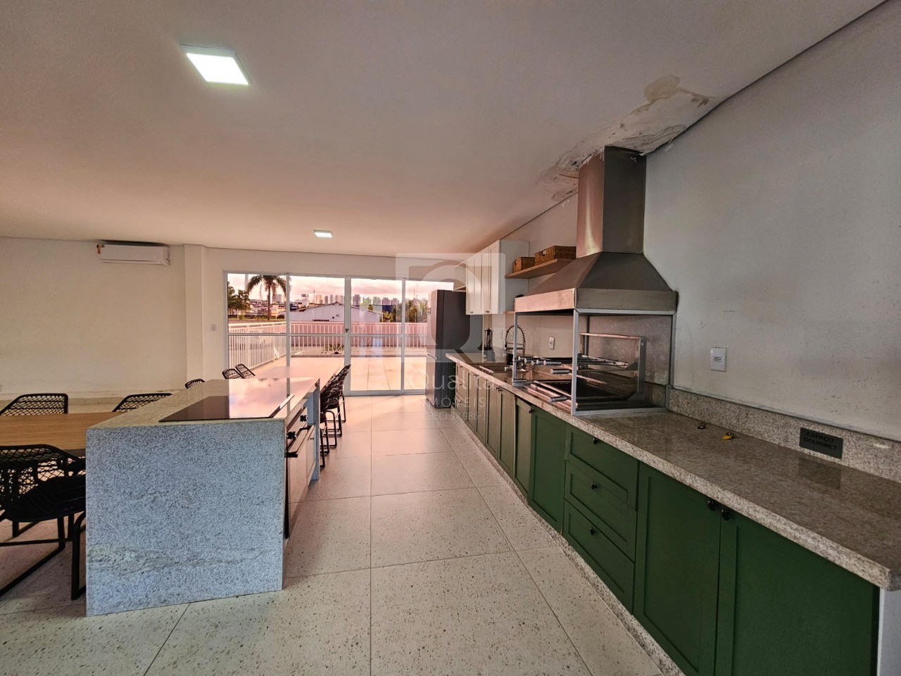 Apartamento à venda com 2 quartos, 63m² - Foto 24