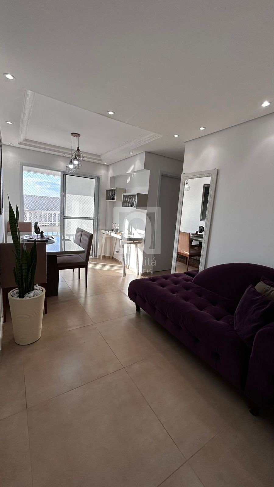 Apartamento à venda com 2 quartos, 73m² - Foto 3