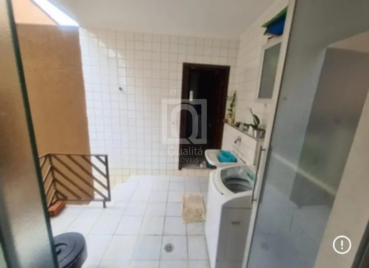 Casa de Condomínio à venda com 3 quartos, 300m² - Foto 18