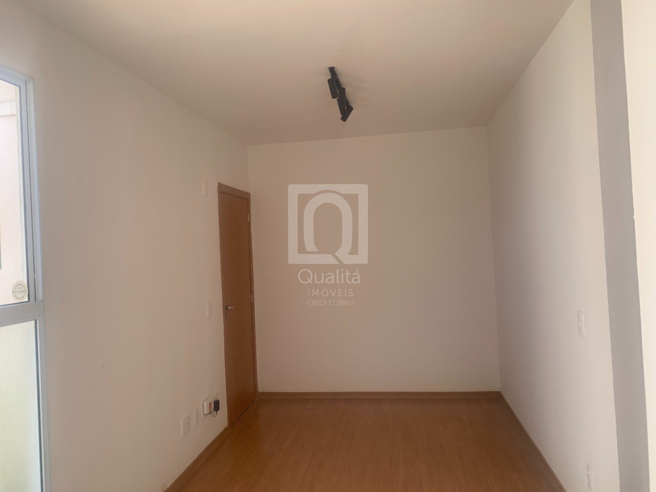 Apartamento à venda com 2 quartos, 43m² - Foto 3