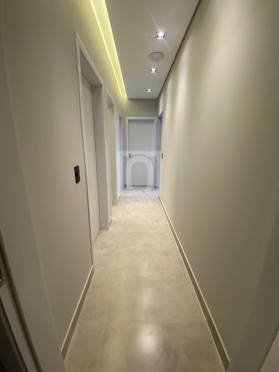Casa de Condomínio à venda com 3 quartos, 318m² - Foto 6