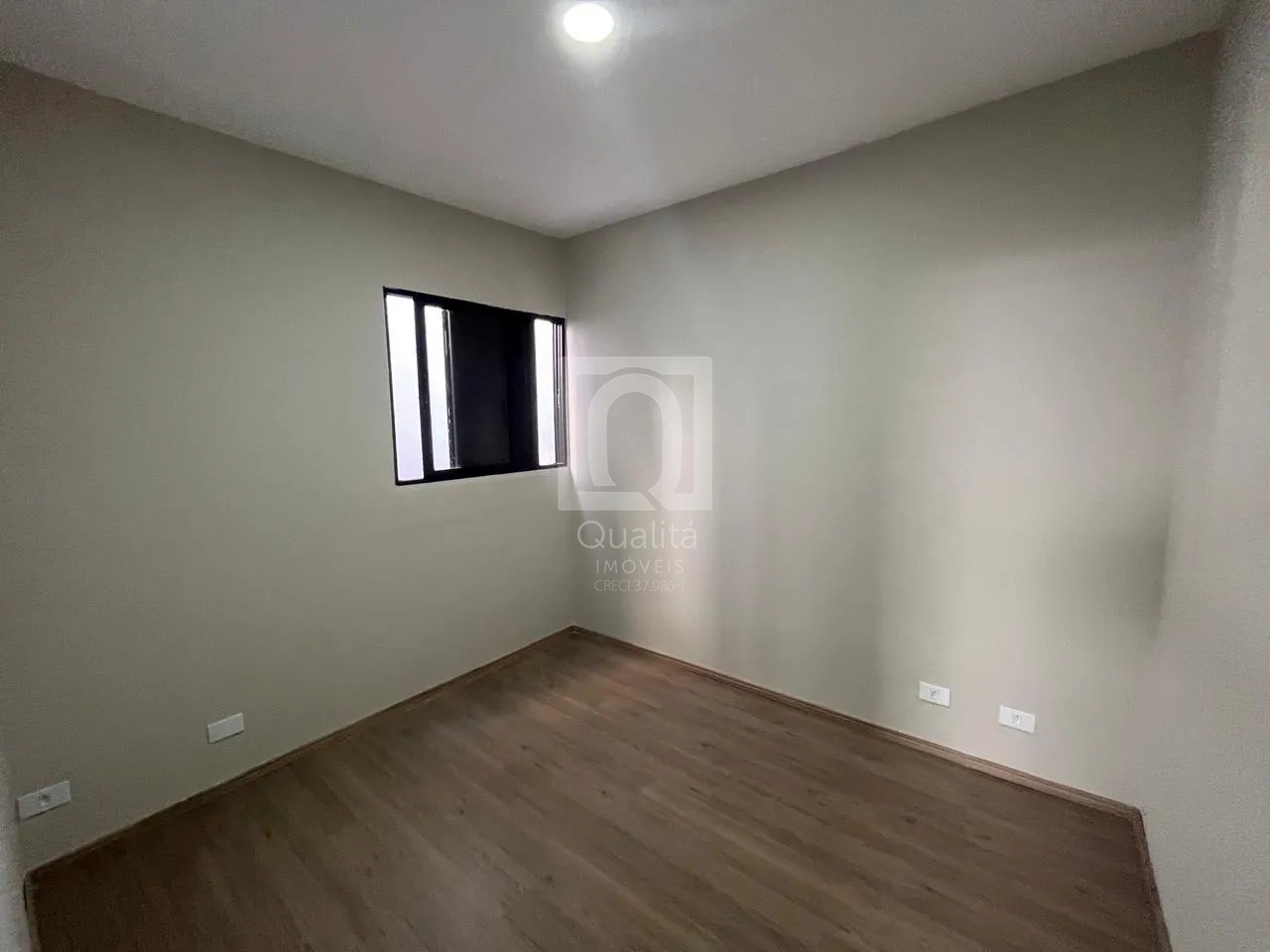 Casa à venda com 3 quartos, 200m² - Foto 10