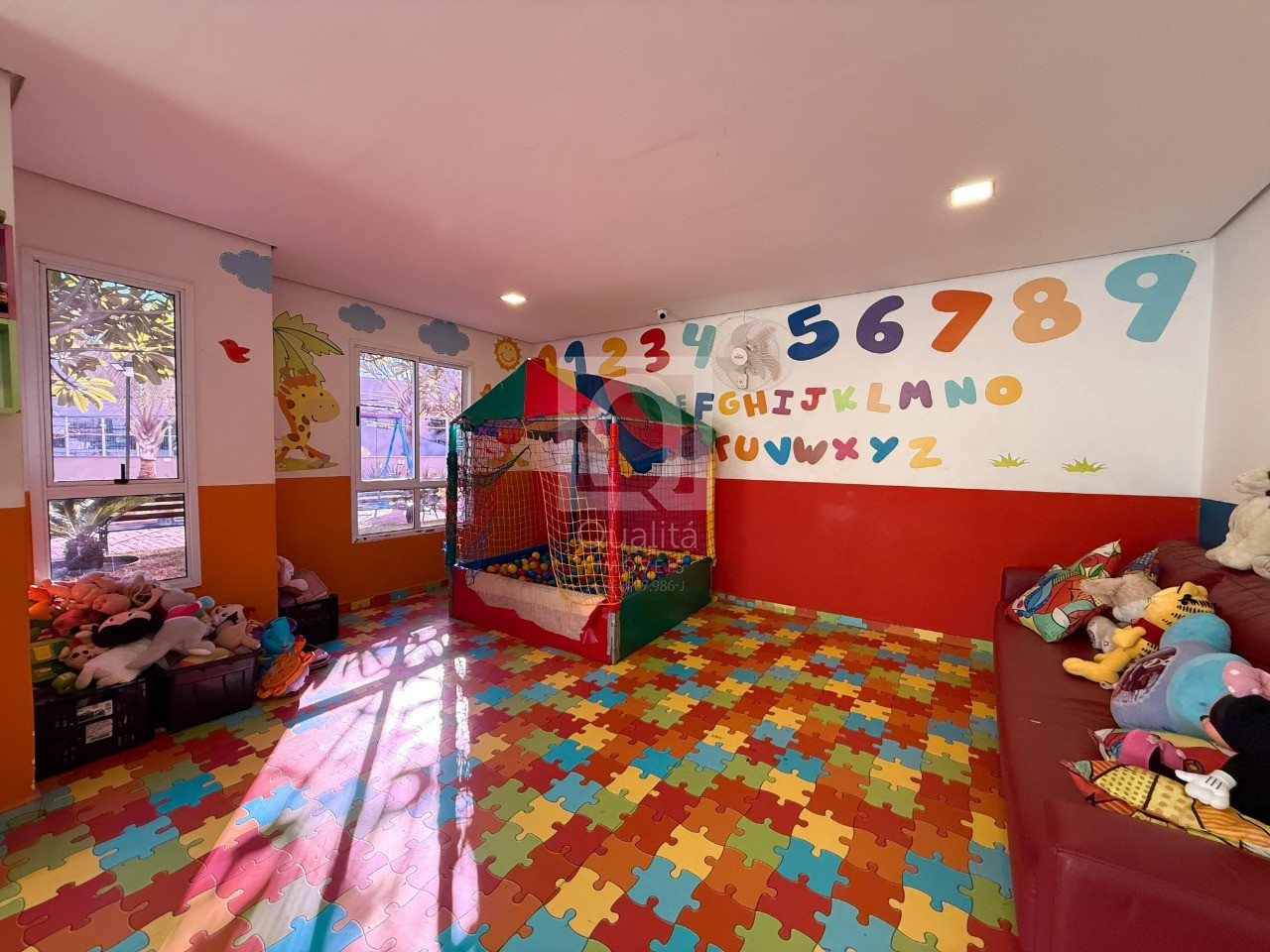 Apartamento à venda com 2 quartos, 87m² - Foto 27