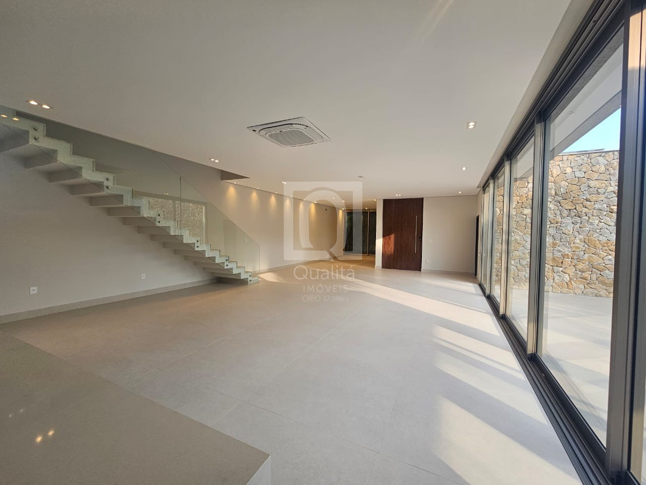 Casa de Condomínio à venda com 4 quartos, 495m² - Foto 3