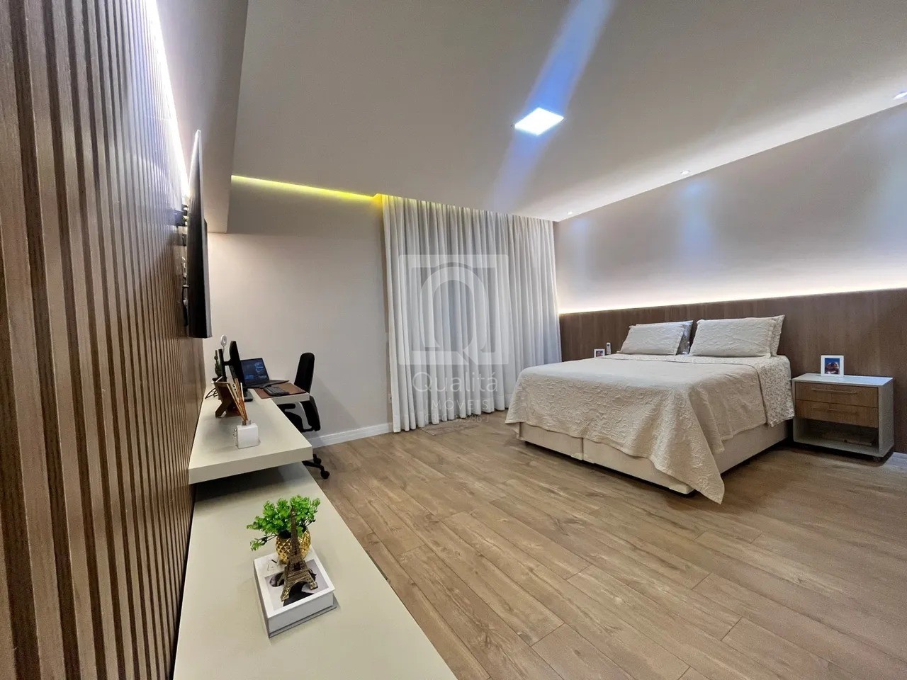 Casa de Condomínio à venda com 3 quartos, 250m² - Foto 10