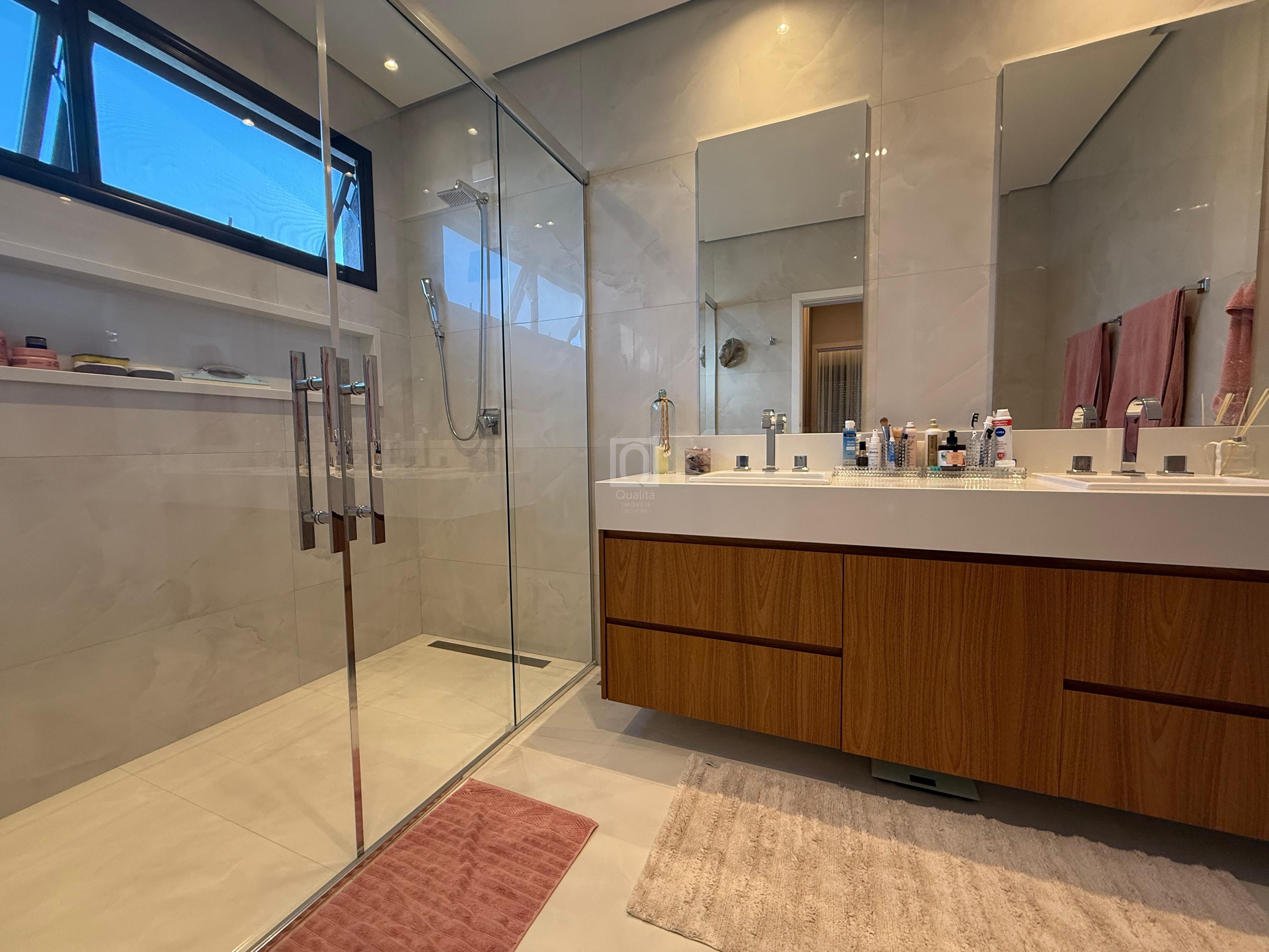 Casa de Condomínio à venda com 5 quartos, 300m² - Foto 20