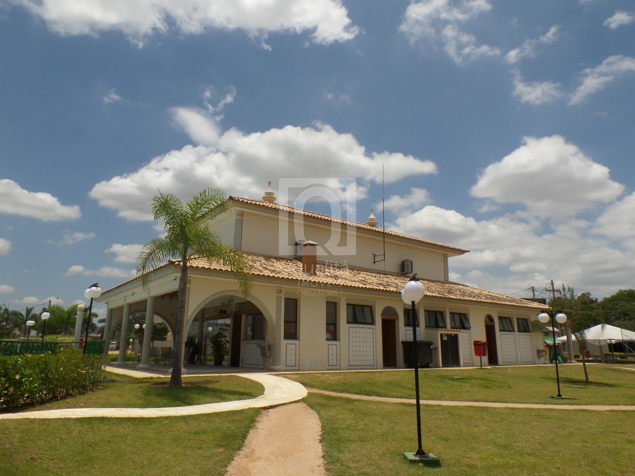 Casa de Condomínio à venda com 3 quartos, 360m² - Foto 14