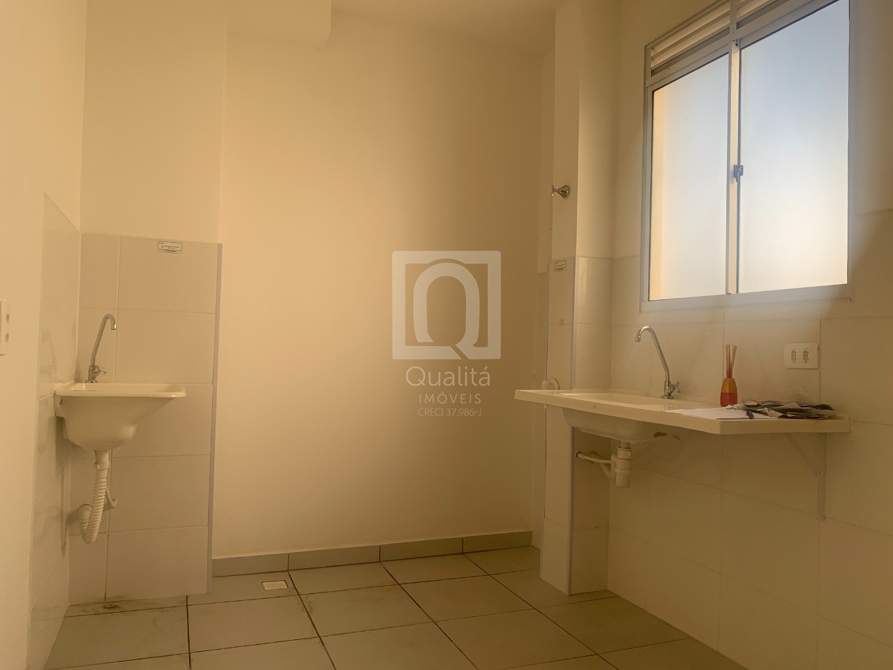 Apartamento à venda com 2 quartos, 43m² - Foto 1