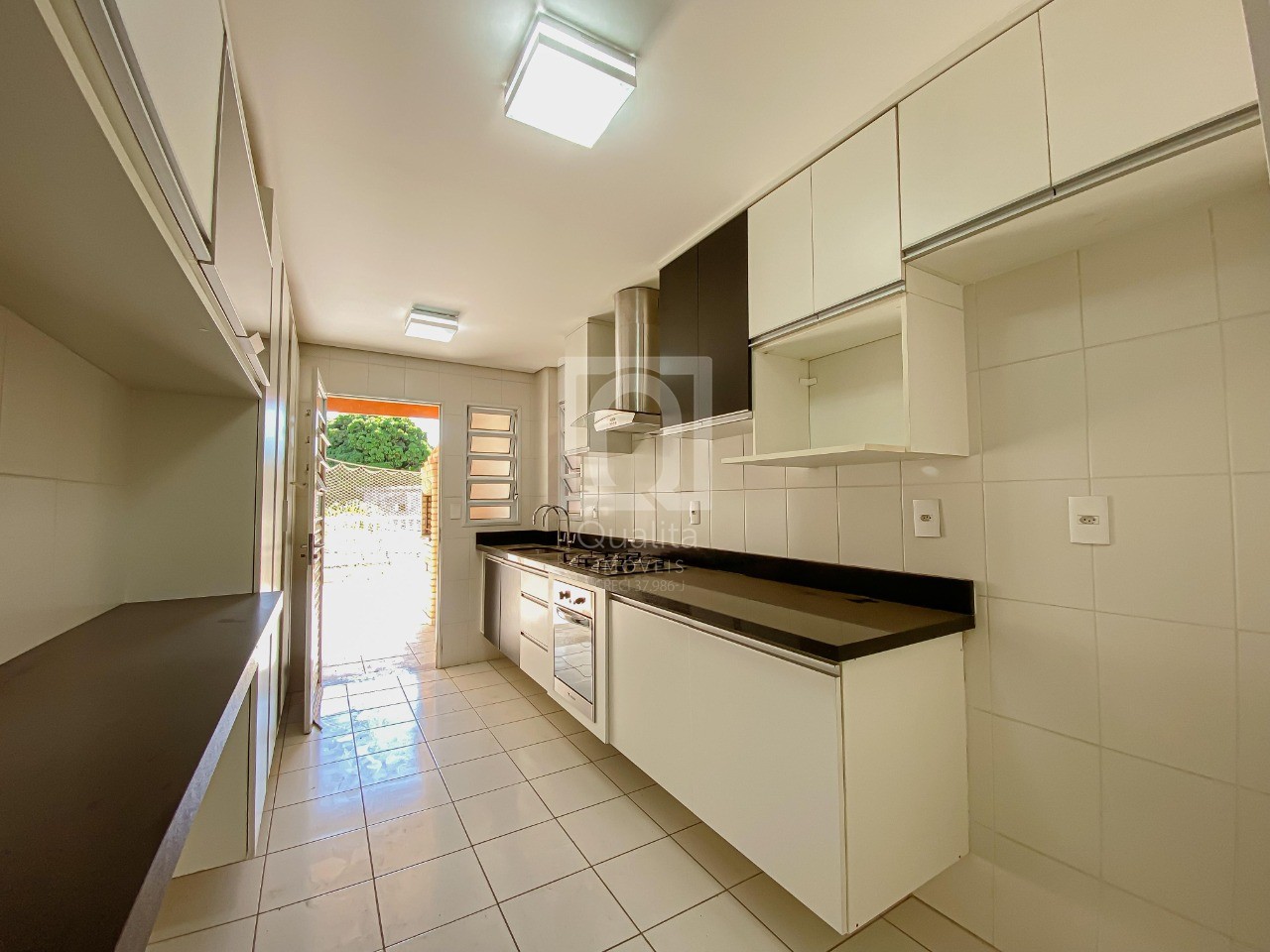 Apartamento à venda com 3 quartos, 108m² - Foto 7
