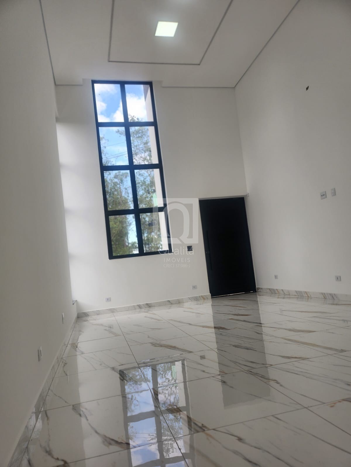 Casa de Condomínio à venda com 3 quartos, 461m² - Foto 2