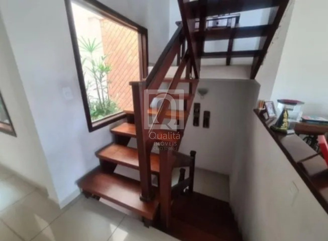 Casa de Condomínio à venda com 3 quartos, 300m² - Foto 8