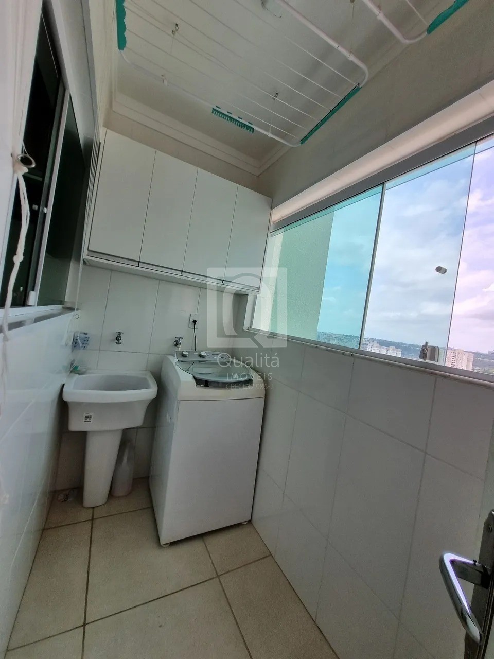Apartamento à venda com 2 quartos, 65m² - Foto 15