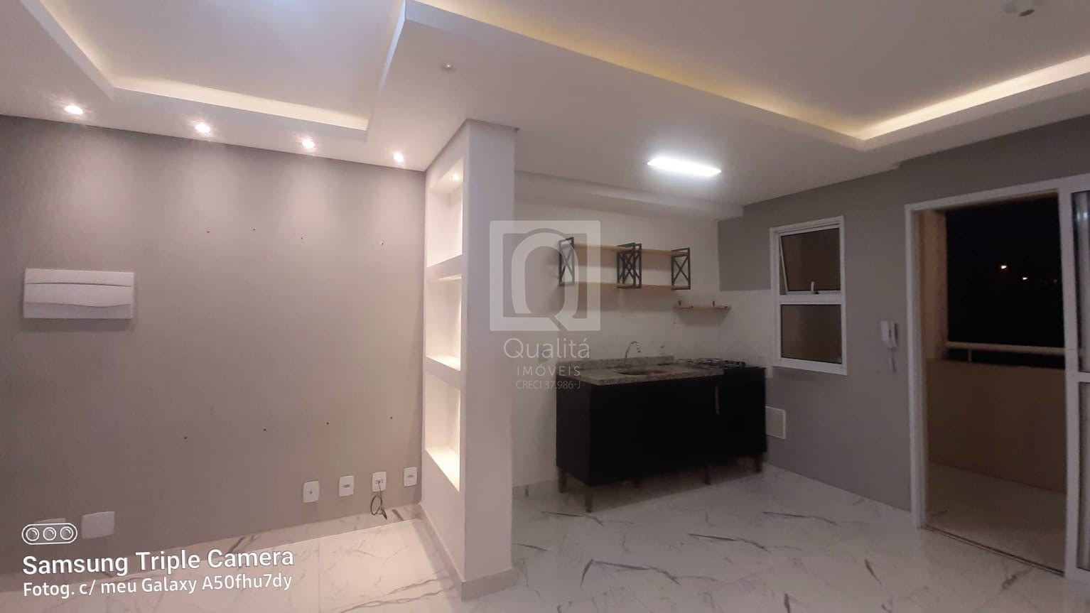 Apartamento à venda com 2 quartos, 52m² - Foto 11