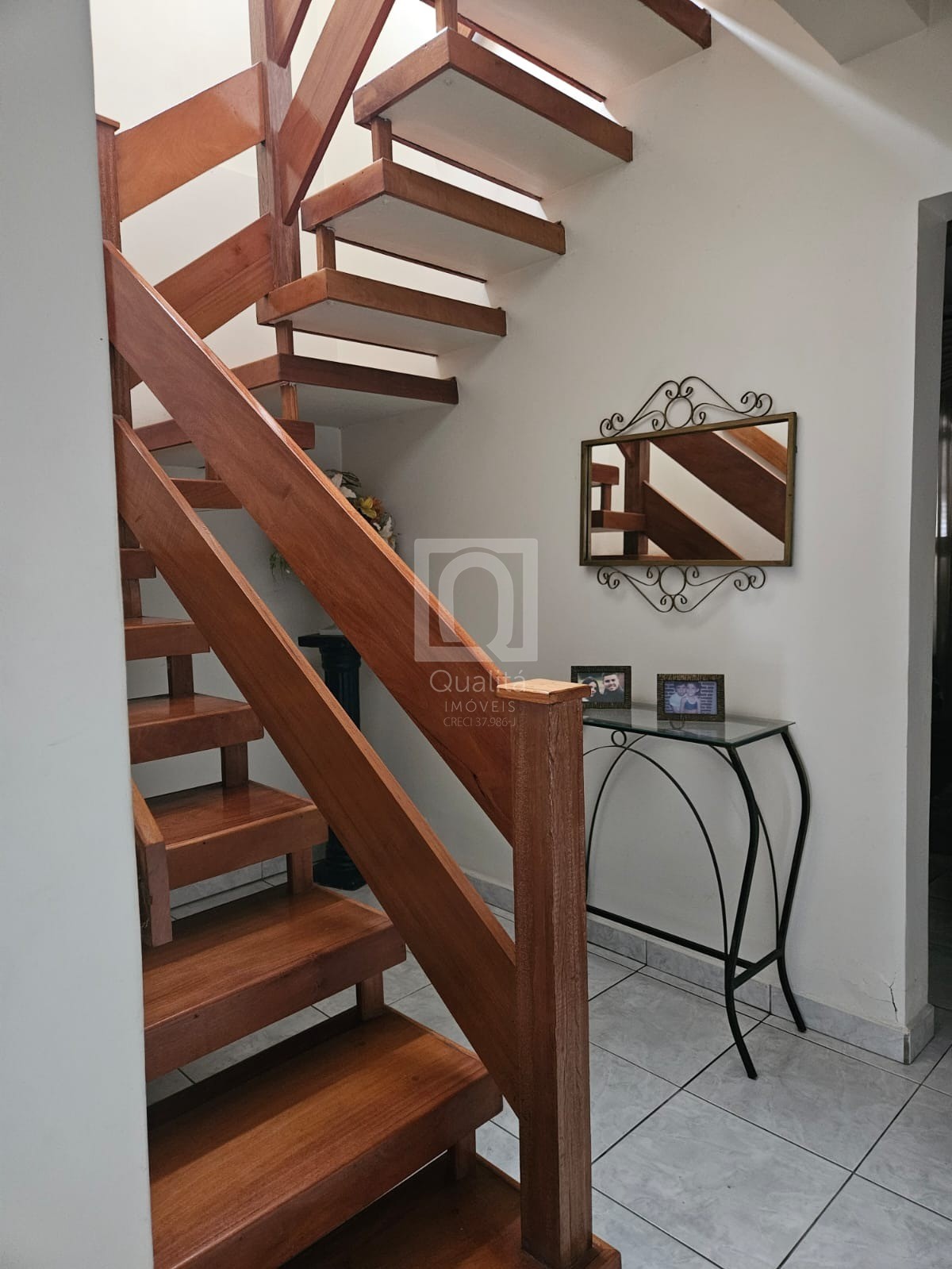 Sobrado à venda com 3 quartos, 205m² - Foto 4