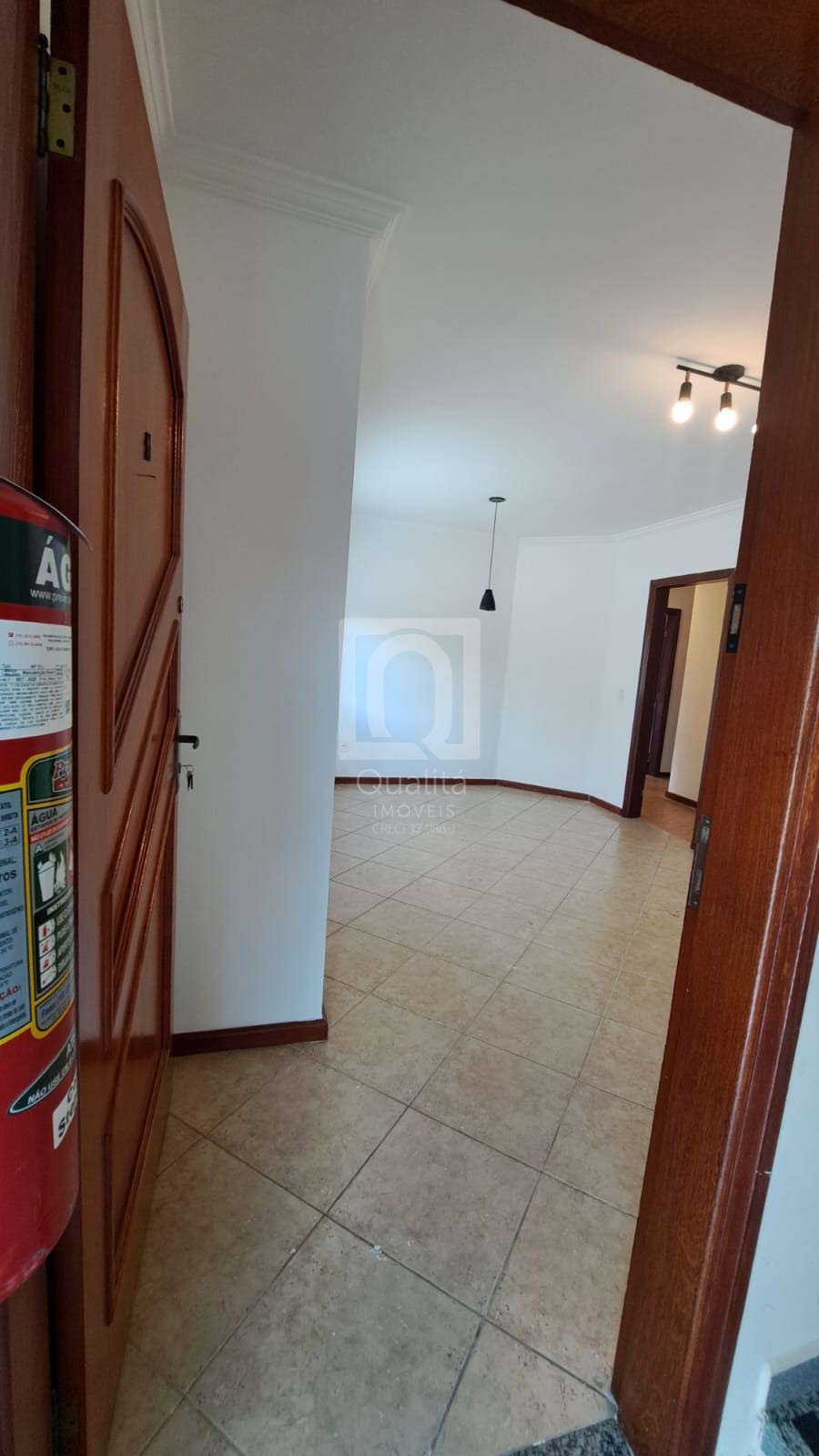 Apartamento à venda com 3 quartos, 61m² - Foto 3