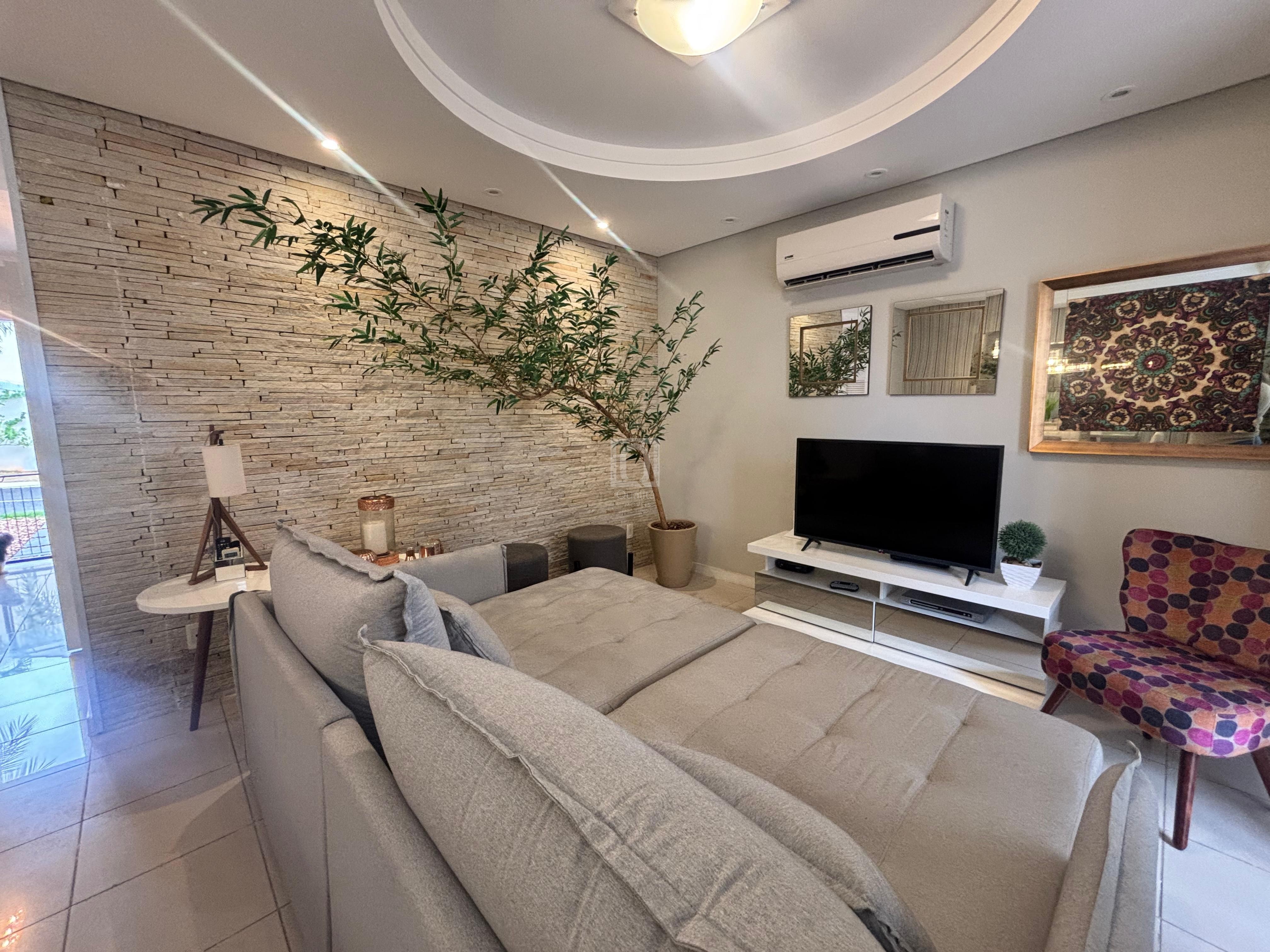 Casa de Condomínio à venda com 3 quartos, 210m² - Foto 3