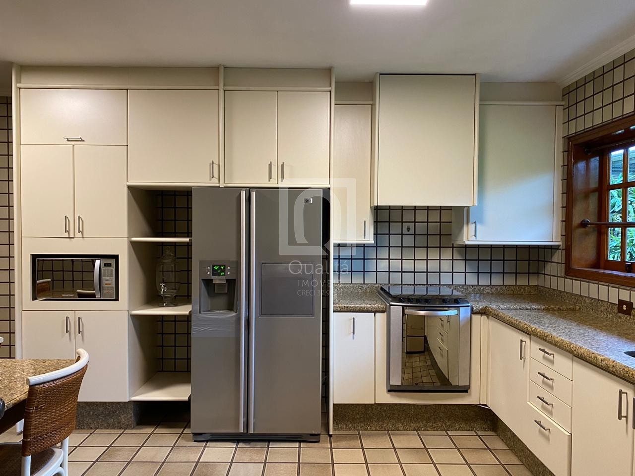 Casa de Condomínio à venda e aluguel com 4 quartos, 500m² - Foto 9