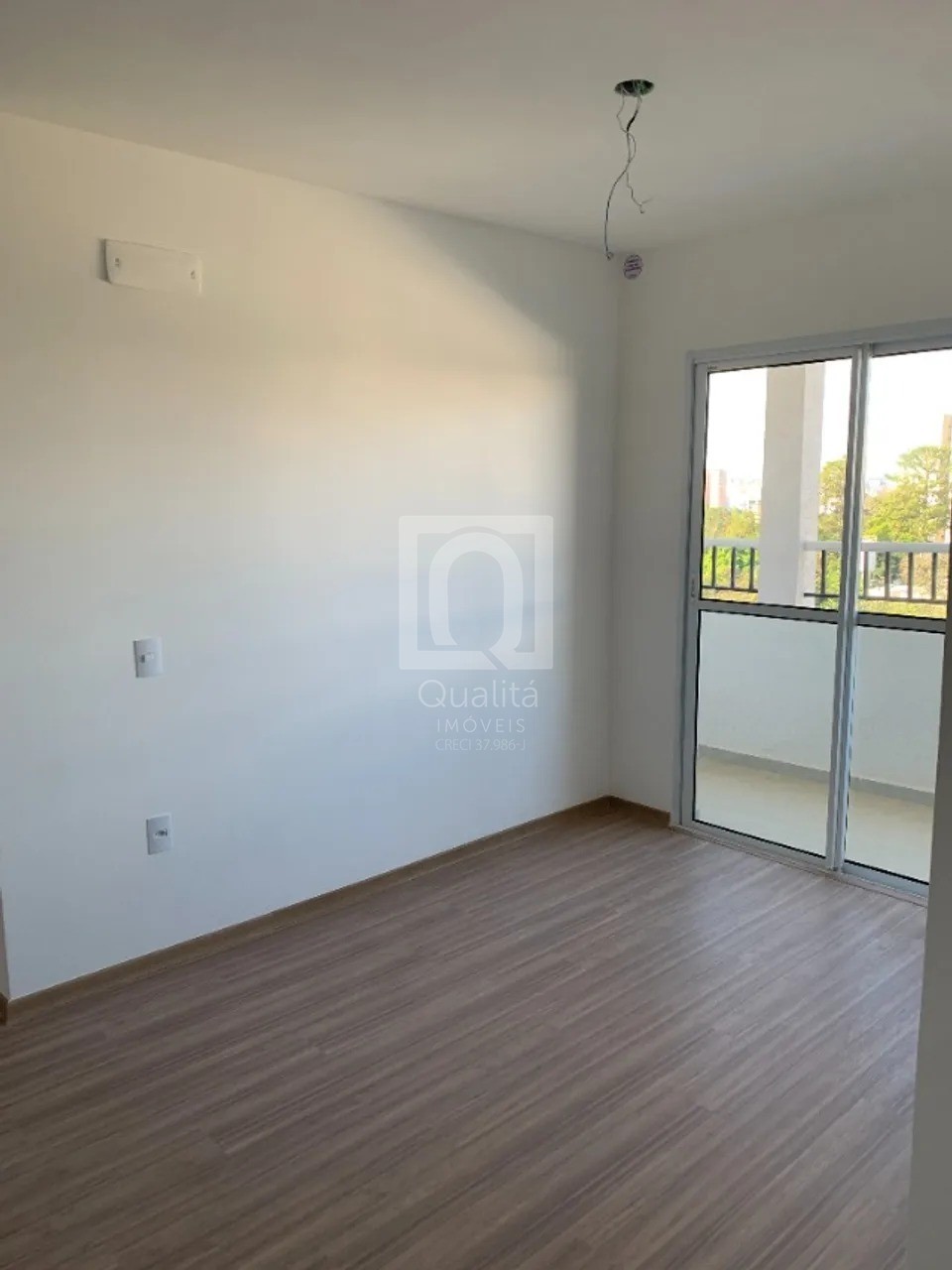 Apartamento à venda com 2 quartos, 62m² - Foto 1