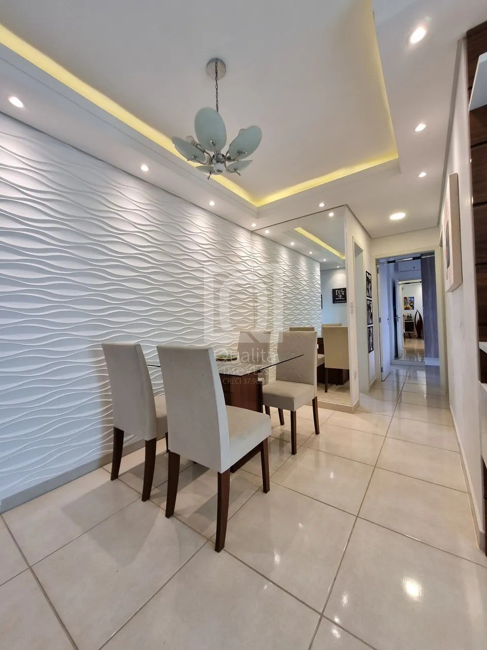 Apartamento à venda com 2 quartos, 65m² - Foto 7