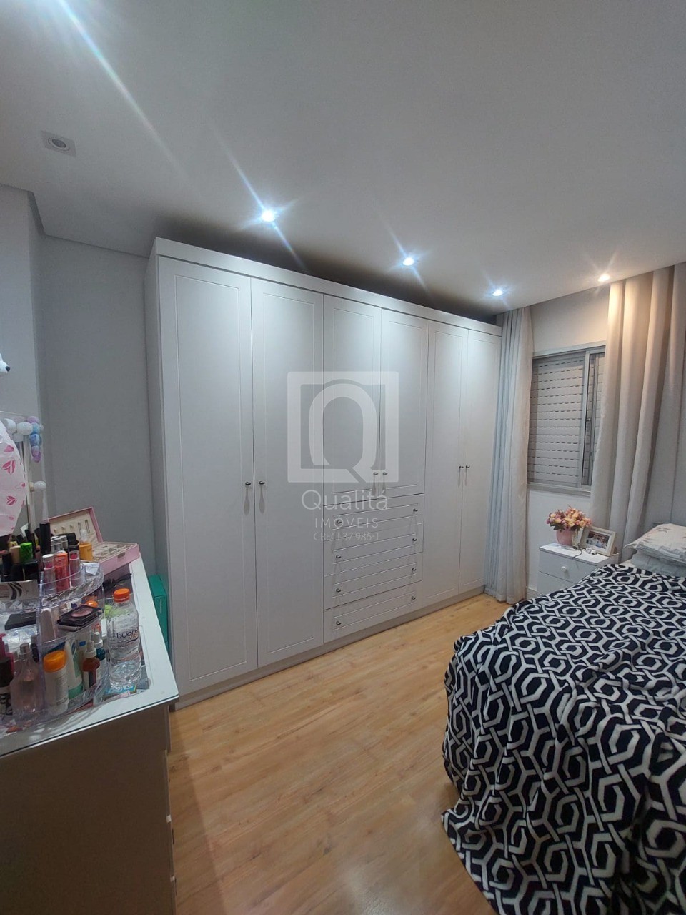 Apartamento à venda com 2 quartos, 54m² - Foto 9