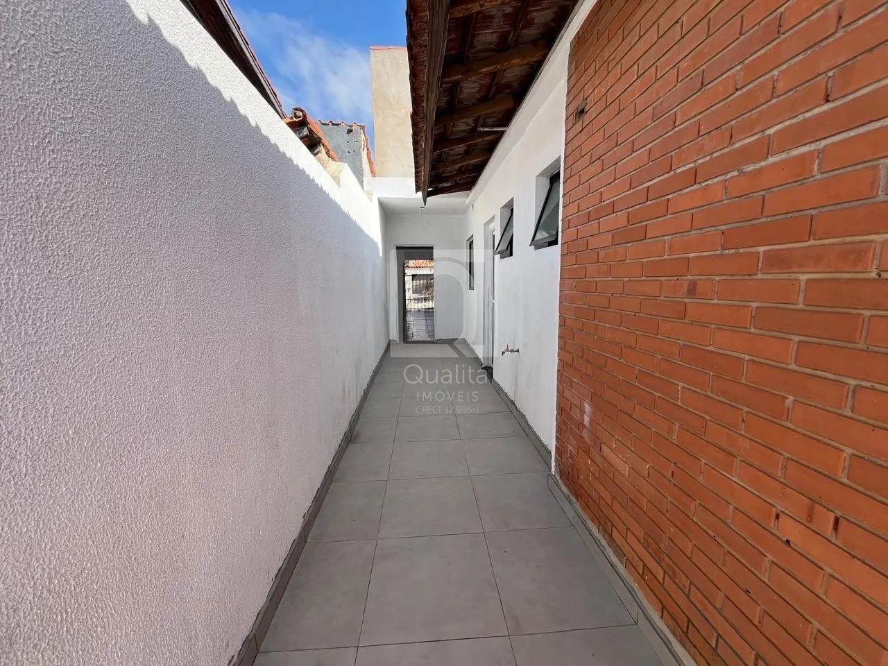 Casa à venda com 3 quartos, 200m² - Foto 12