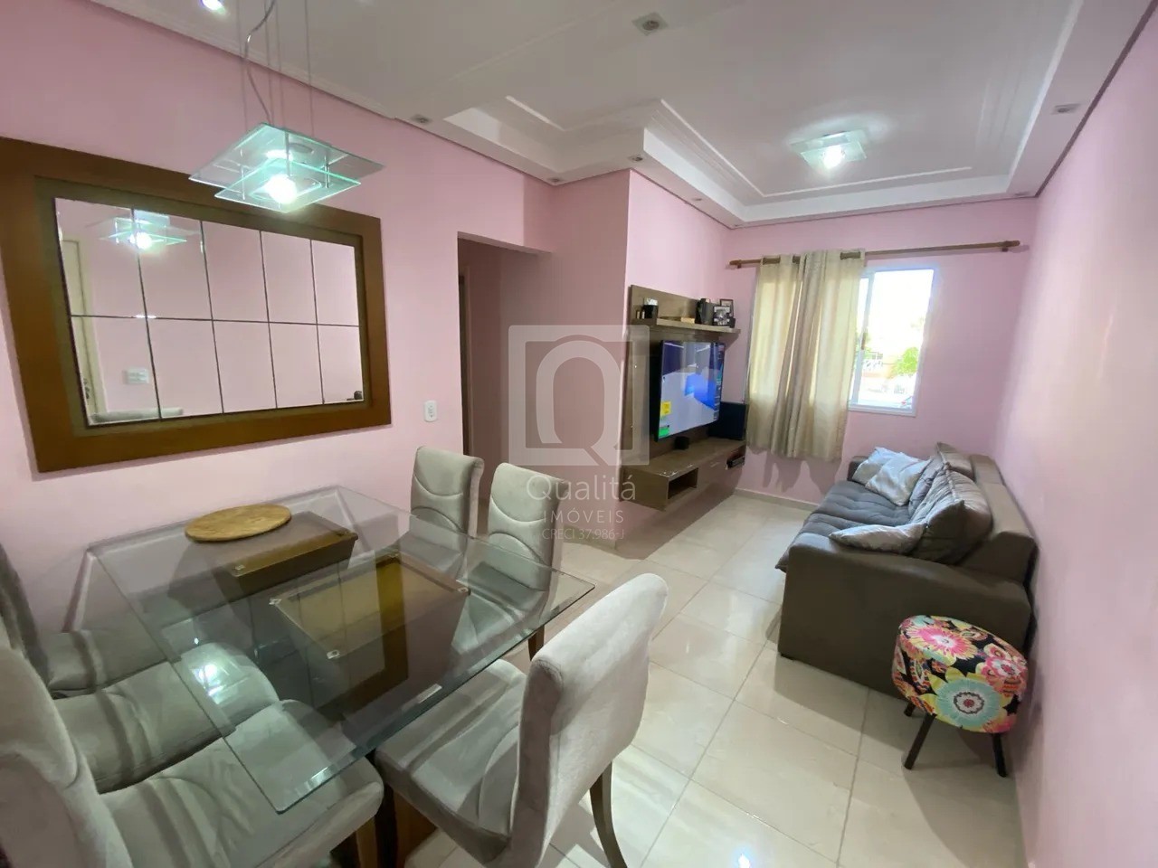 Apartamento à venda com 2 quartos, 50m² - Foto 1