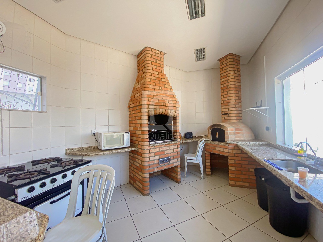 Apartamento à venda com 3 quartos, 85m² - Foto 19