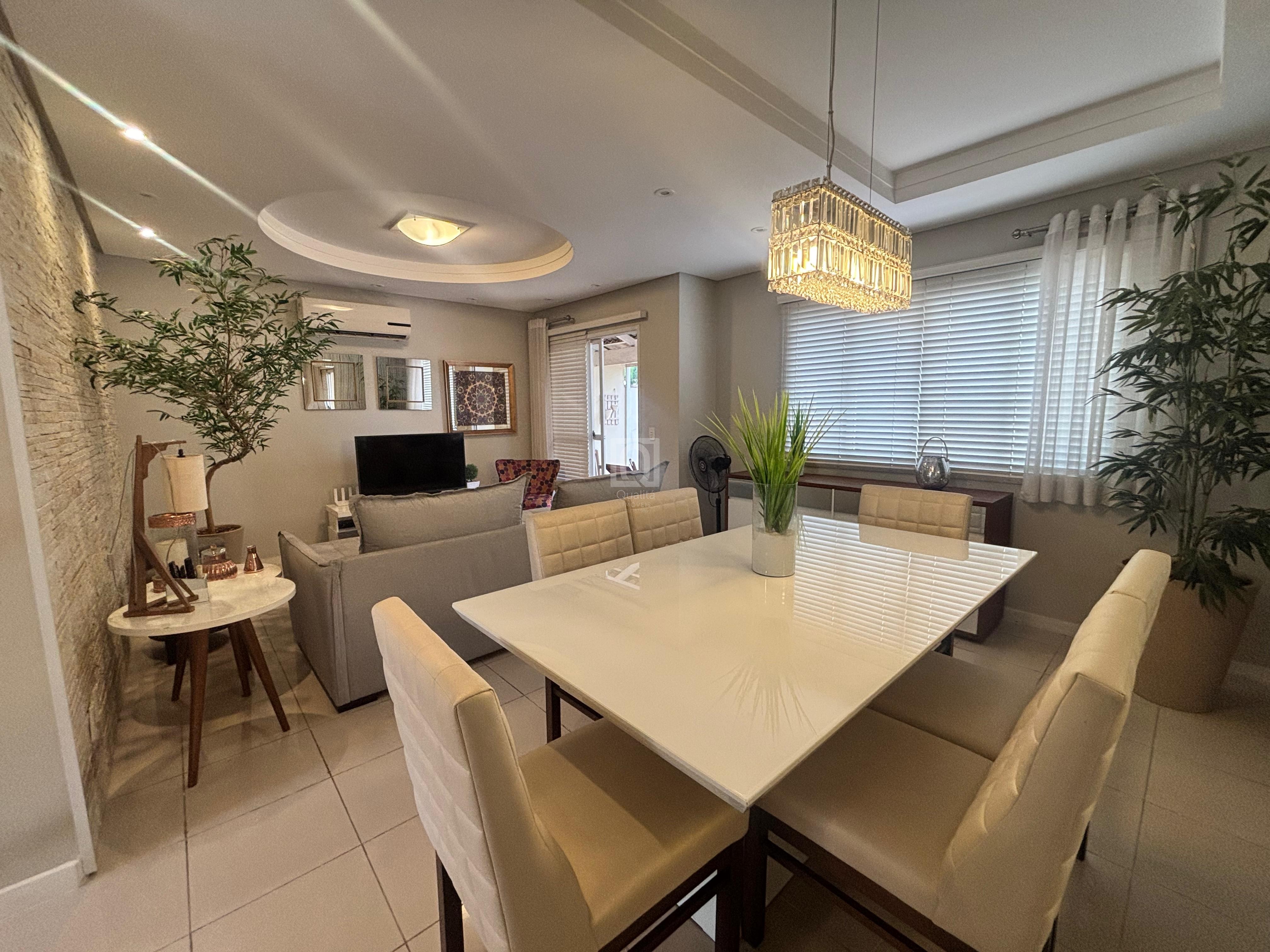 Casa de Condomínio à venda com 3 quartos, 210m² - Foto 5