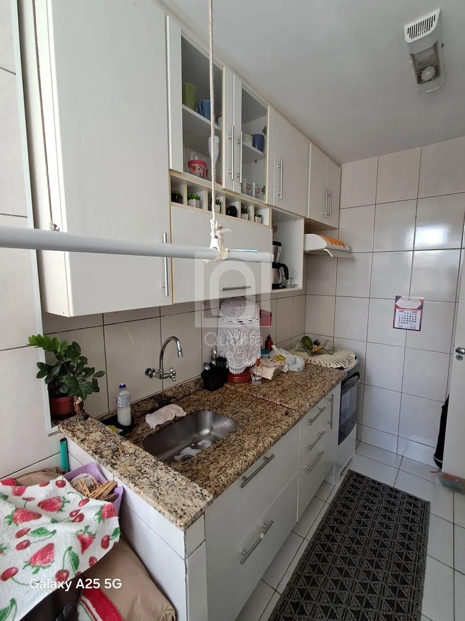 Apartamento à venda com 2 quartos, 64m² - Foto 2