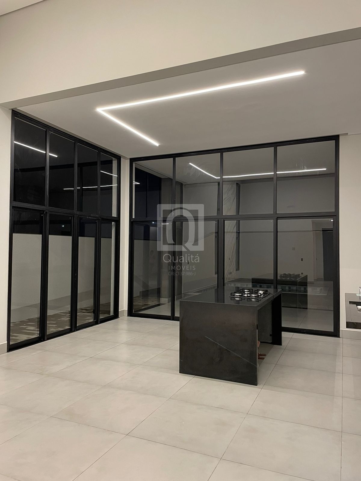 Casa de Condomínio à venda com 3 quartos, 450m² - Foto 5