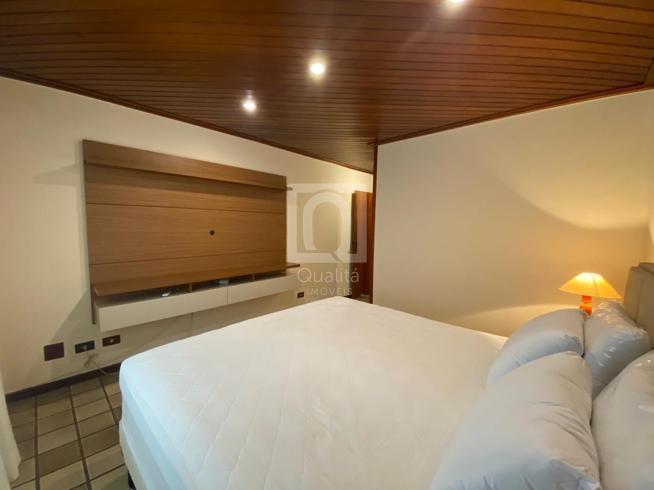 Casa de Condomínio à venda e aluguel com 4 quartos, 500m² - Foto 16