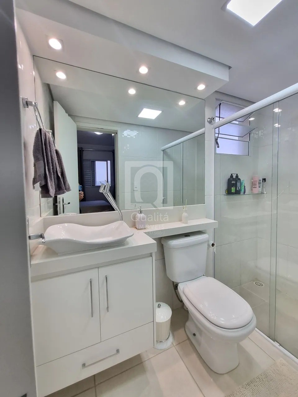 Apartamento à venda com 2 quartos, 65m² - Foto 14