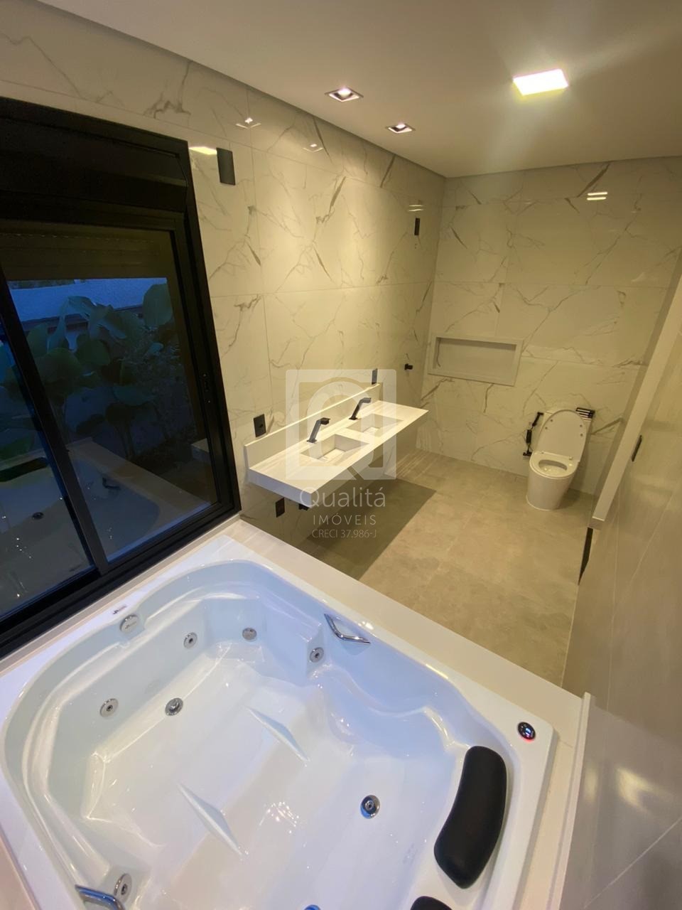 Casa de Condomínio à venda com 3 quartos, 318m² - Foto 11